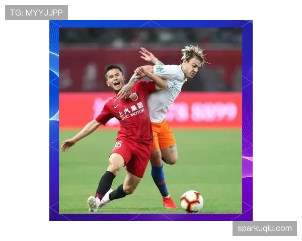 合法冲撞判罚要点：肩对肩、合理争抢且无推搡犯规